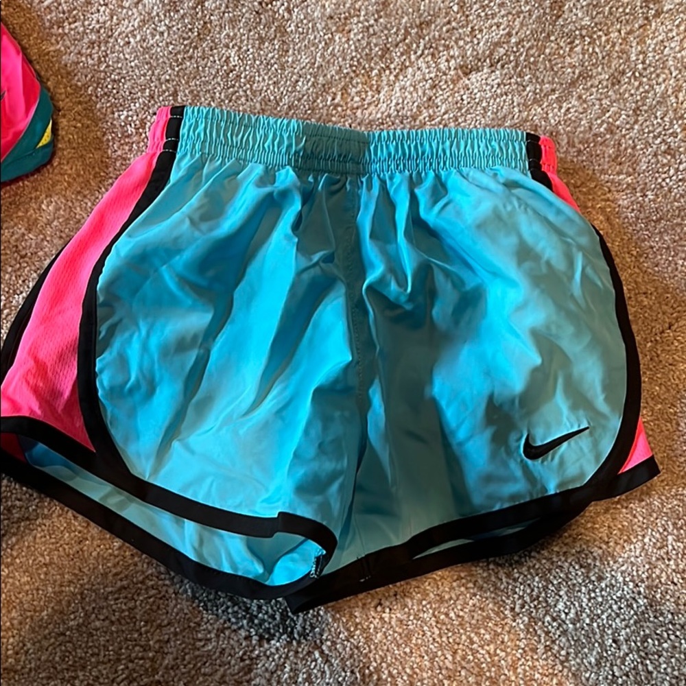 Girls Nike dri fit shorts- size 6
